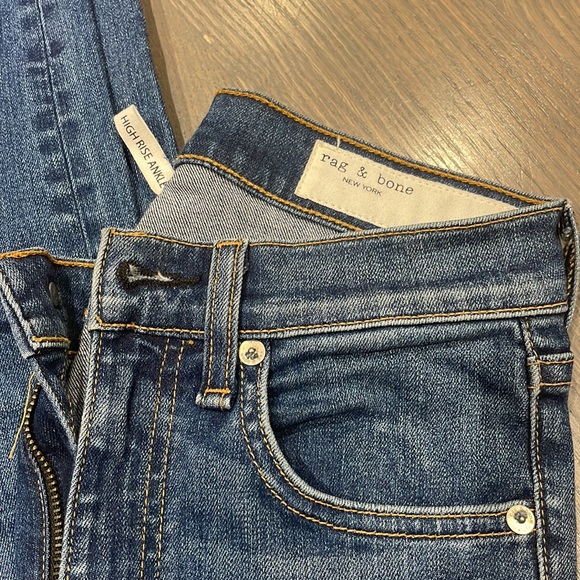 Rag & Bone high rise ankle - Picture 3 of 3